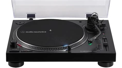 Виниловый проигрыватель Audio-Technica AT-LP120XBT