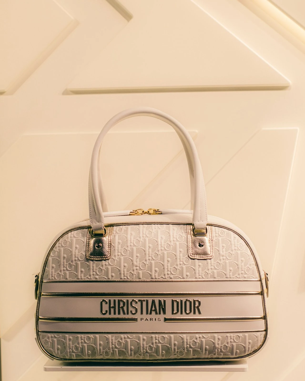 Сумка Dior Lady medium