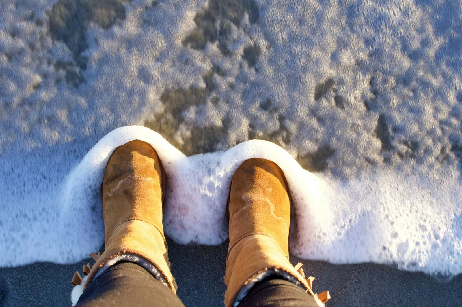 Угги UGG Classic Mini II