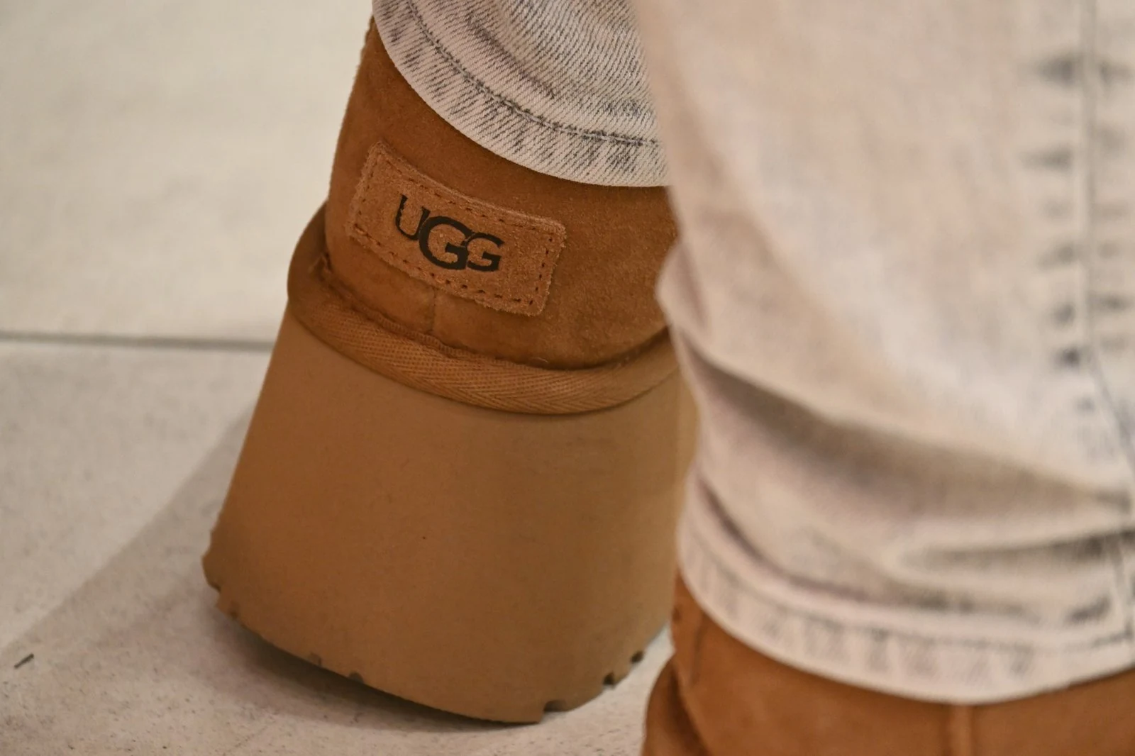 Угги UGG Classic Mini II