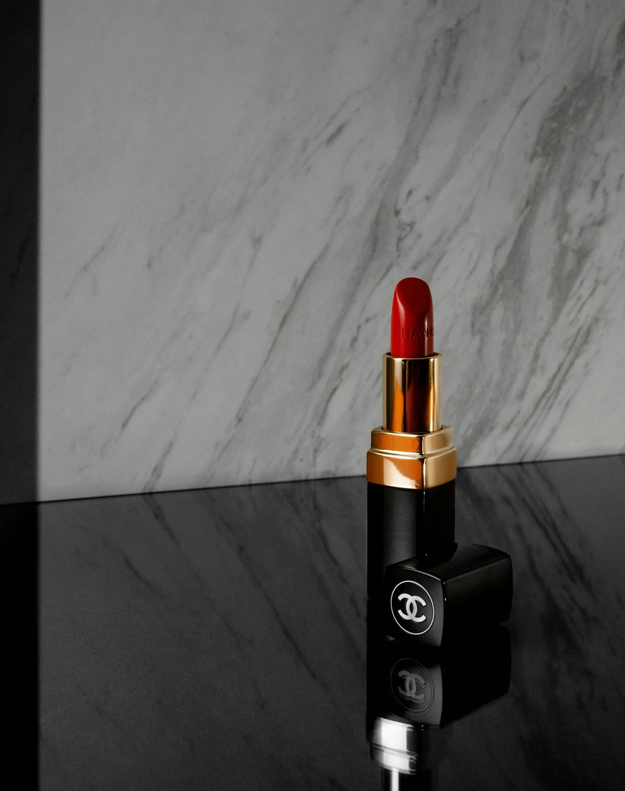 Помада Chanel Rouge Allure