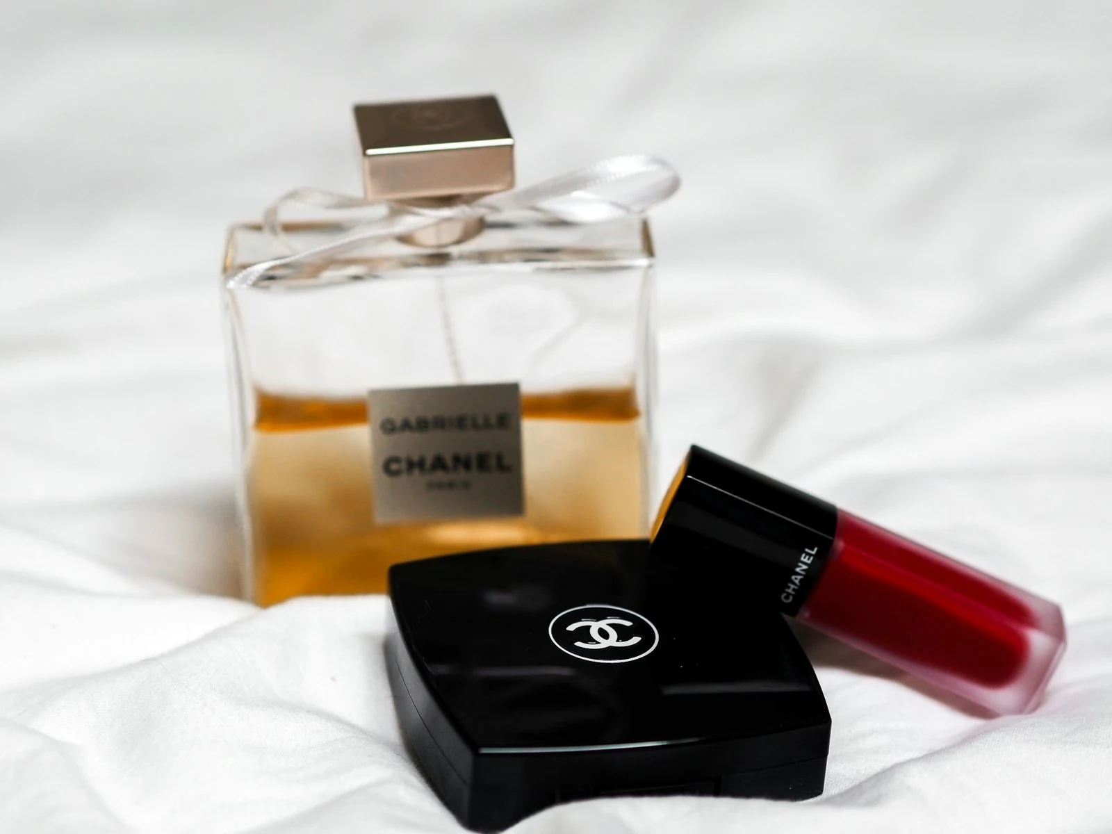 Помада Chanel Rouge Allure