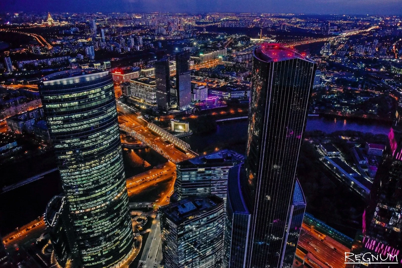 Подняться на смотровую Москва-Сити